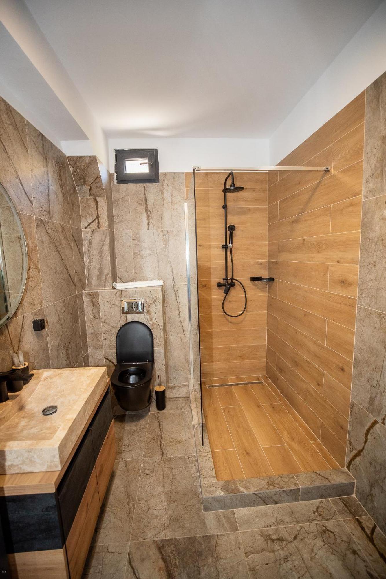 Nelana Hostel Клуж-Напока Екстериор снимка
